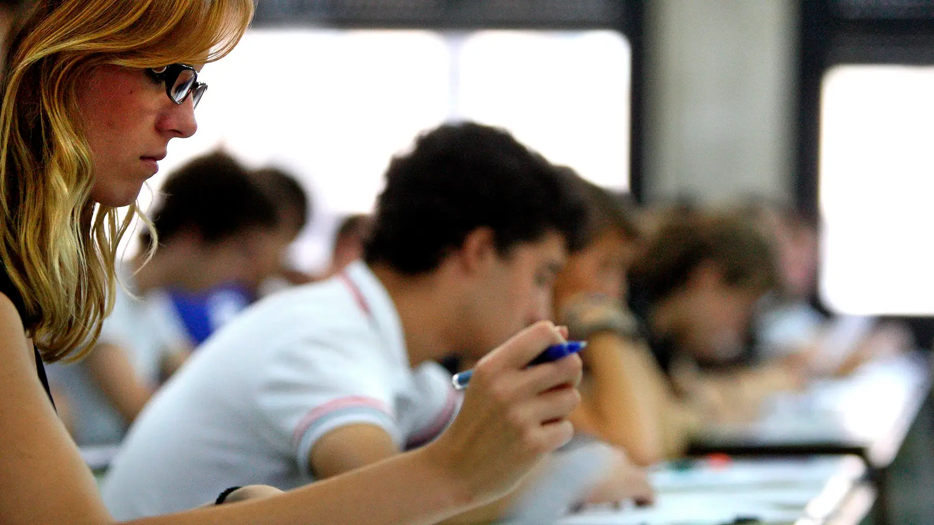 Alumnos en sus aulas, en una imagen de archivo. Alumnos en sus aulas, en una imagen de archivo.