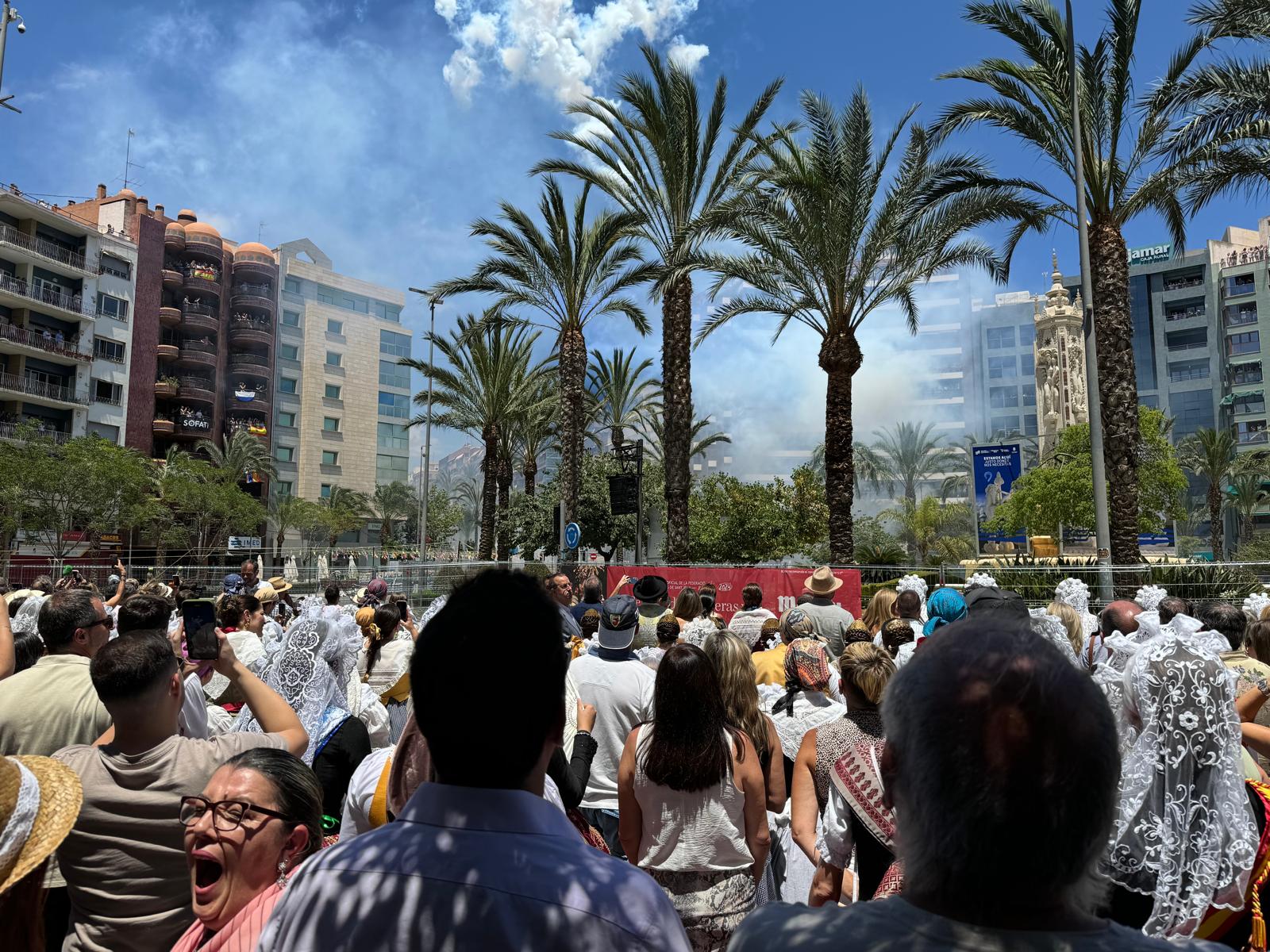Más de Uno Alicante 21/06/2024 en directo desde la Plaza de Los Luceros Más de Uno Alicante 21/06/2024 en directo desde la Plaza de Los Luceros