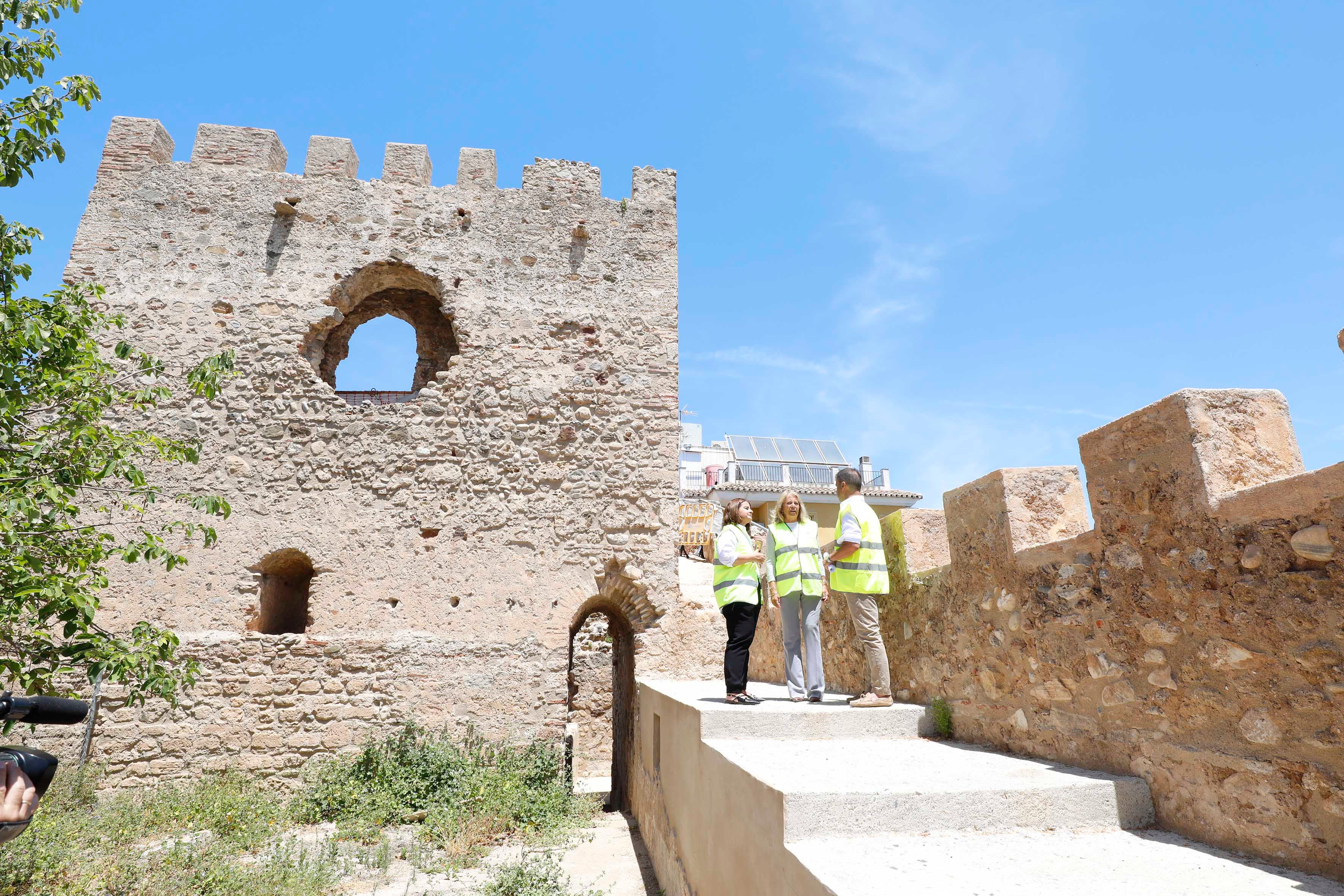 La rehabilitación del castillo de Marbella terminará en julio según ha anunciado el Ayuntamiento La rehabilitación del castillo de Marbella terminará en julio según ha anunciado el Ayuntamiento