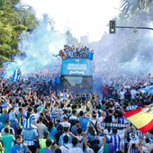 El Málaga celebra el ascenso a Segunda El Málaga celebra el ascenso a Segunda