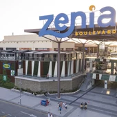El centro comercial Zenia Boulevard homenajea al mar Mediterráneo con su nueva imagen El centro comercial Zenia Boulevard homenajea al mar Mediterráneo con su nueva imagen