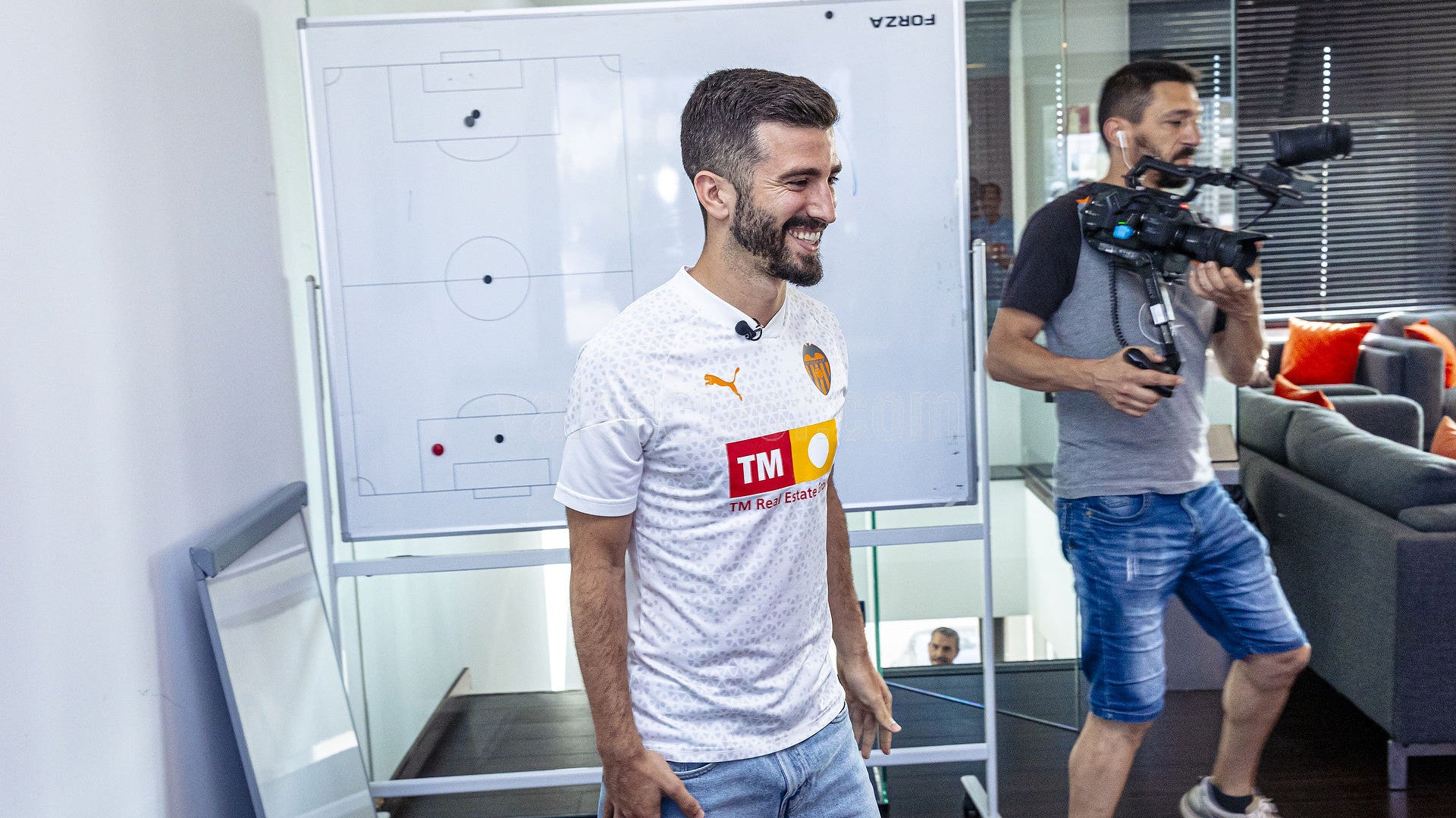 José Luis Gayá: " Es un momento que ha sido muy duro para mí porque al final estaba ahí la ilusión de ir a la Eurocopa" José Luis Gayá: " Es un momento que ha sido muy duro para mí porque al final estaba ahí la ilusión de ir a la Eurocopa"