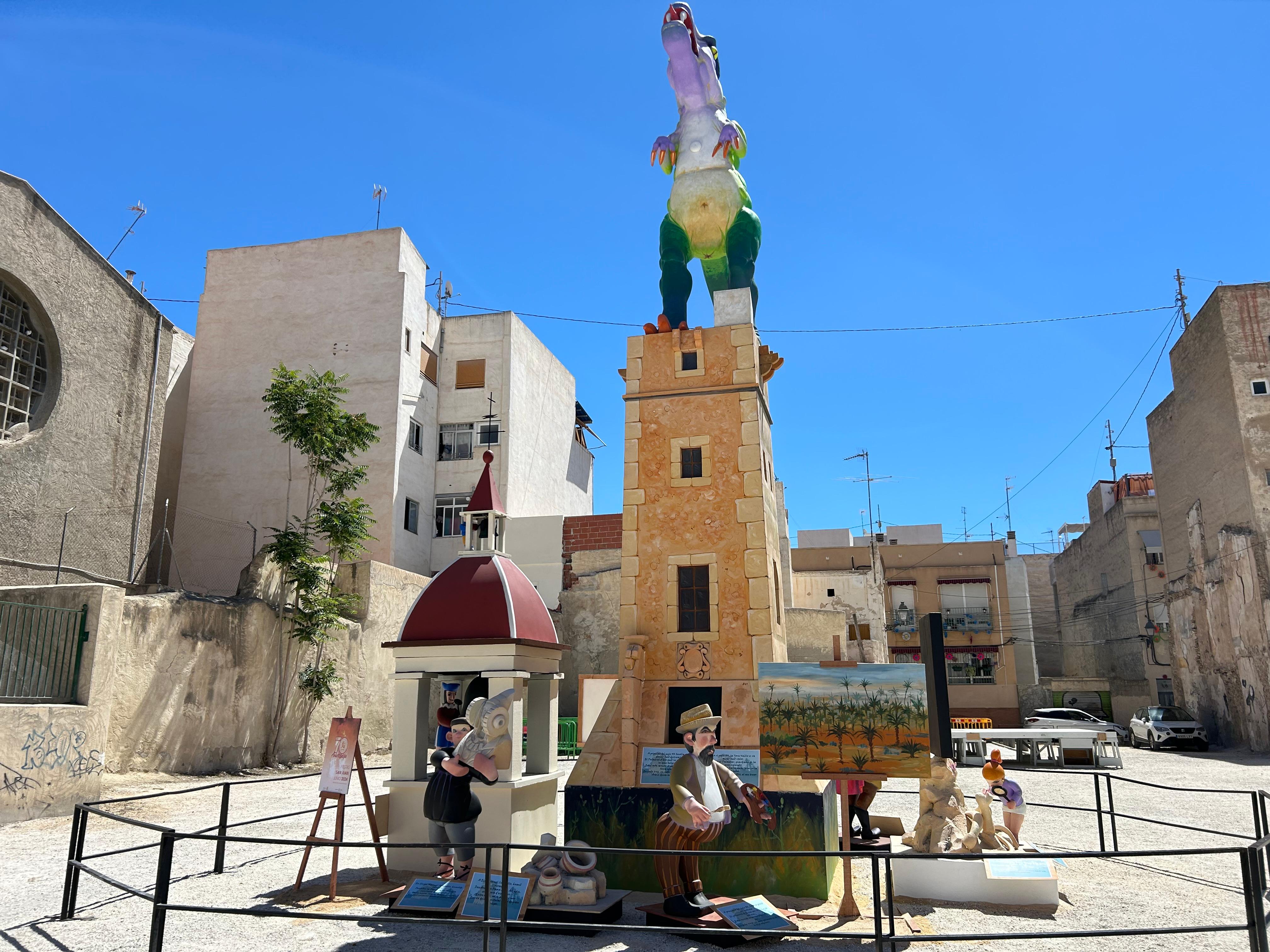 El barrio del Raval de Elche, preparado para vivir su Cremà de San Juan El barrio del Raval de Elche, preparado para vivir su Cremà de San Juan