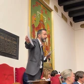 Samuel Ruiz, exconcejal del grupo municipal de Vox en Elche durante la intervención en un pleno del Ayuntamiento. Samuel Ruiz, exconcejal del grupo municipal de Vox en Elche durante la intervención en un pleno del Ayuntamiento.