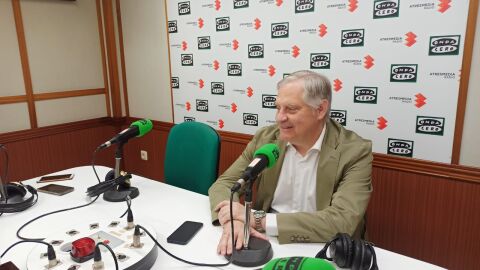 Francisco Cañizares en los estudios de Onda Cero Ciudad Real