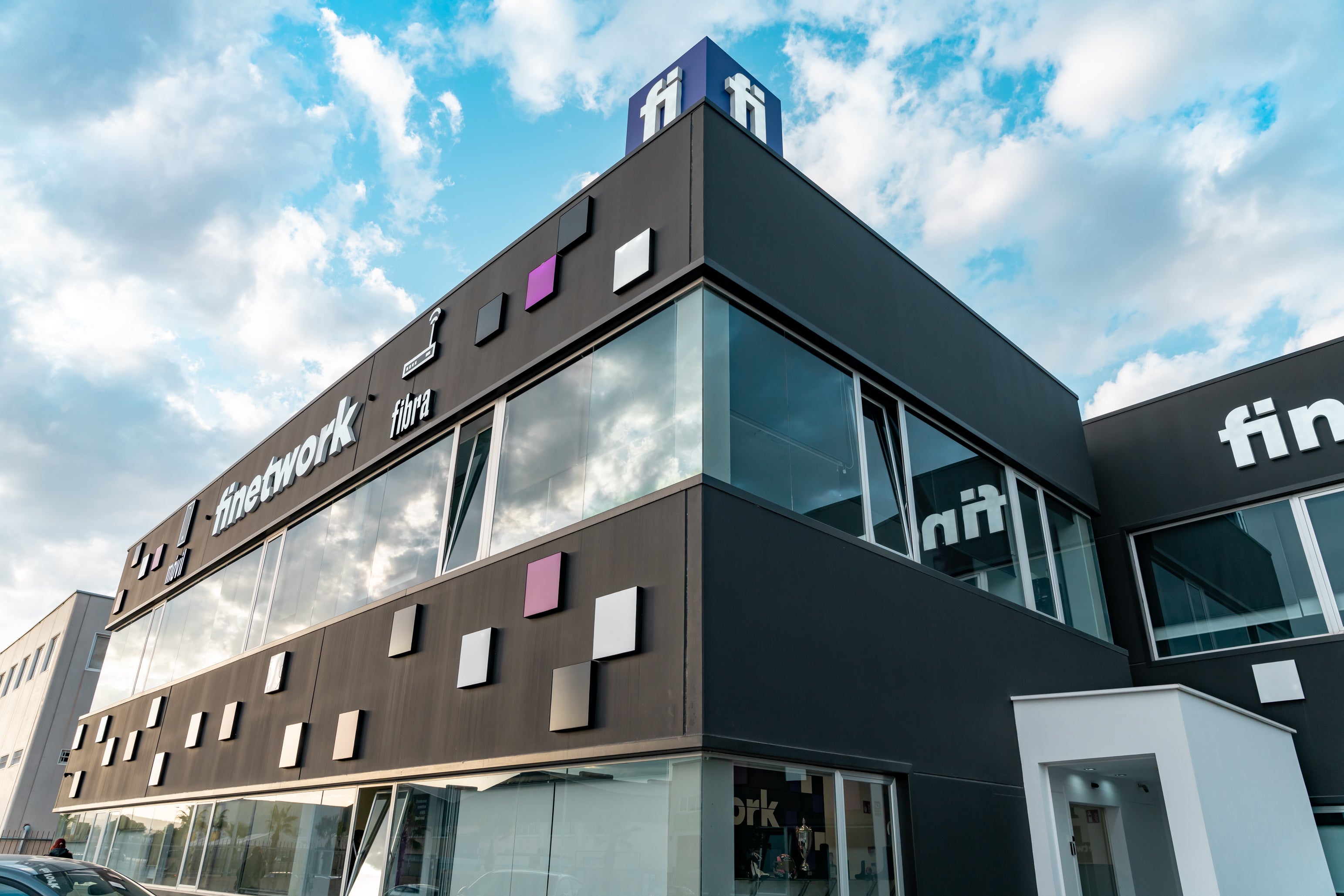 Finetwork se suma a la ‘fiebre’ 5G: claves para elegir el mejor operador de fibra y móvil Finetwork se suma a la ‘fiebre’ 5G: claves para elegir el mejor operador de fibra y móvil