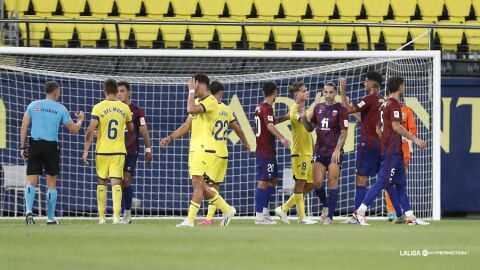 Villarreal 'B' y Eldense se vieron las caras en Liga la pasada temporada. Villarreal 'B' y Eldense se vieron las caras en Liga la pasada temporada.