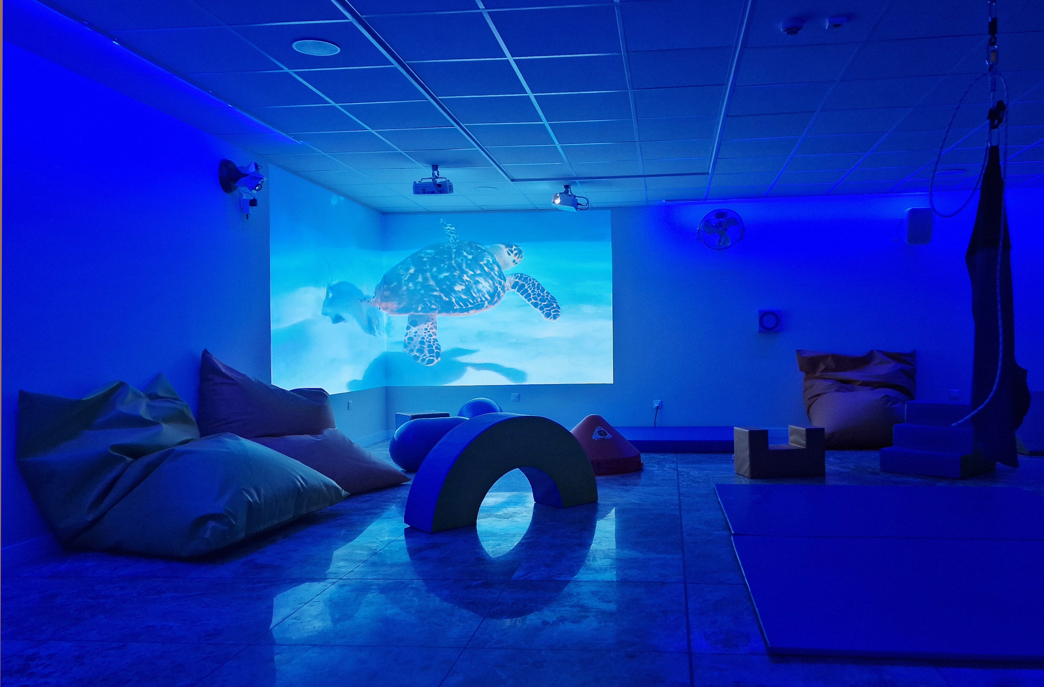 El aeropuerto de El Altet de Elche habilita una sala sensorial para pasajeros con TEA El aeropuerto de El Altet de Elche habilita una sala sensorial para pasajeros con TEA