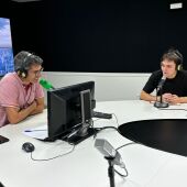 Els dijous fem tertúlia a la Brúixola.