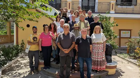 Malestar en el comité de alcaldes 'El fuego no entiende de lindes' con la reunión entre el Consell y el Gobierno de Aragón Malestar en el comité de alcaldes 'El fuego no entiende de lindes' con la reunión entre el Consell y el Gobierno de Aragón