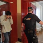Nazzaryn sale de la sala de vistas de la Audiencia tras la lectura del veredicto que le declara culpable de asesinato y violación de una menor de 14 años/Archivo - EUROPA PRESS