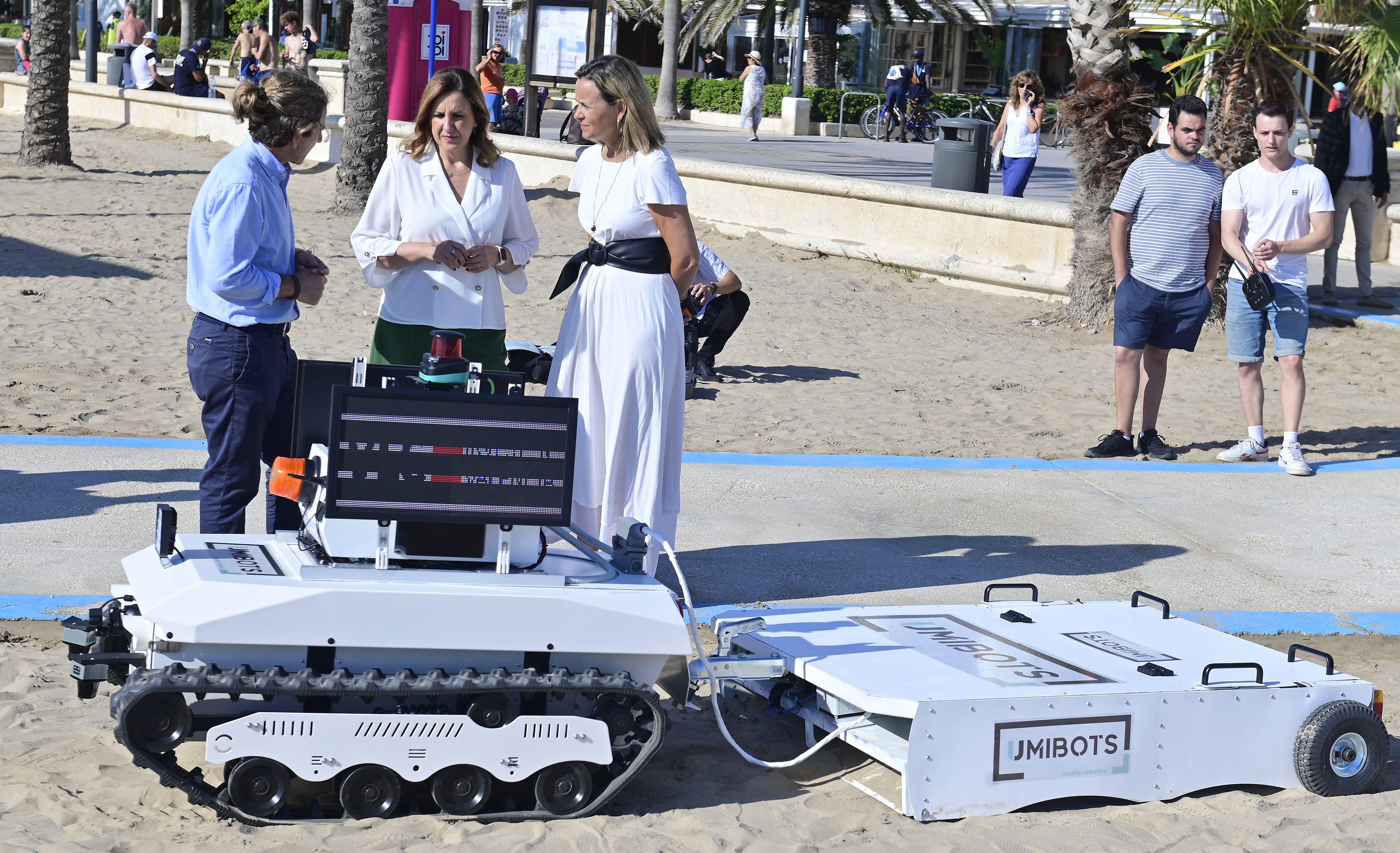 València prueba el proyecto “PlatjaBot”, un robot inteligente para la limpieza de playas mediante IA València prueba el proyecto “PlatjaBot”, un robot inteligente para la limpieza de playas mediante IA