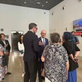 Llegada del alcalde al Museo Ruso