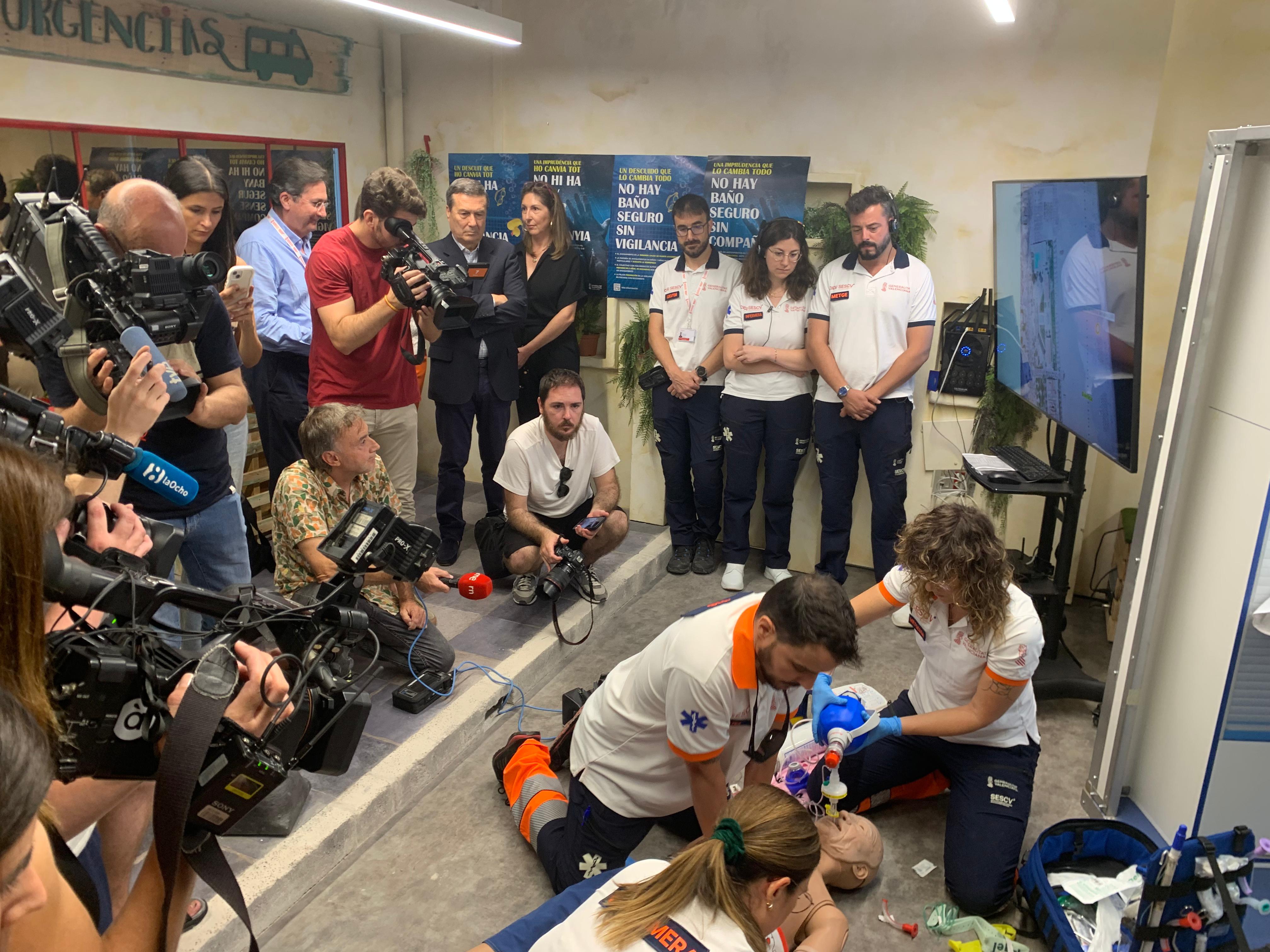 "No hay baño seguro sin vigilancia": la Generalitat presenta una campaña para prevenir ahogamientos en zonas de baño "No hay baño seguro sin vigilancia": la Generalitat presenta una campaña para prevenir ahogamientos en zonas de baño