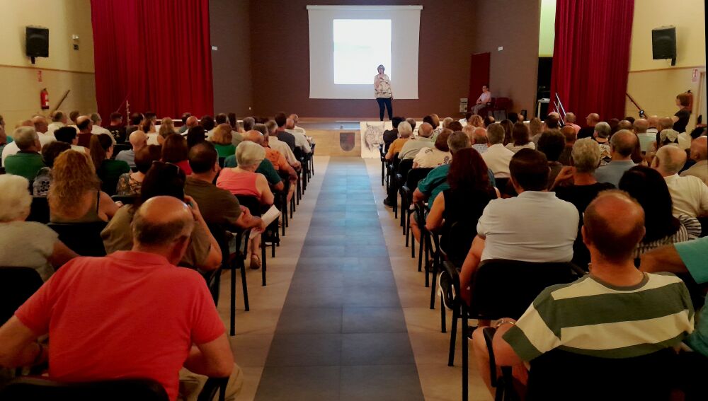 Charla sobre el proyecto Neodimio en San Carlos del Valle