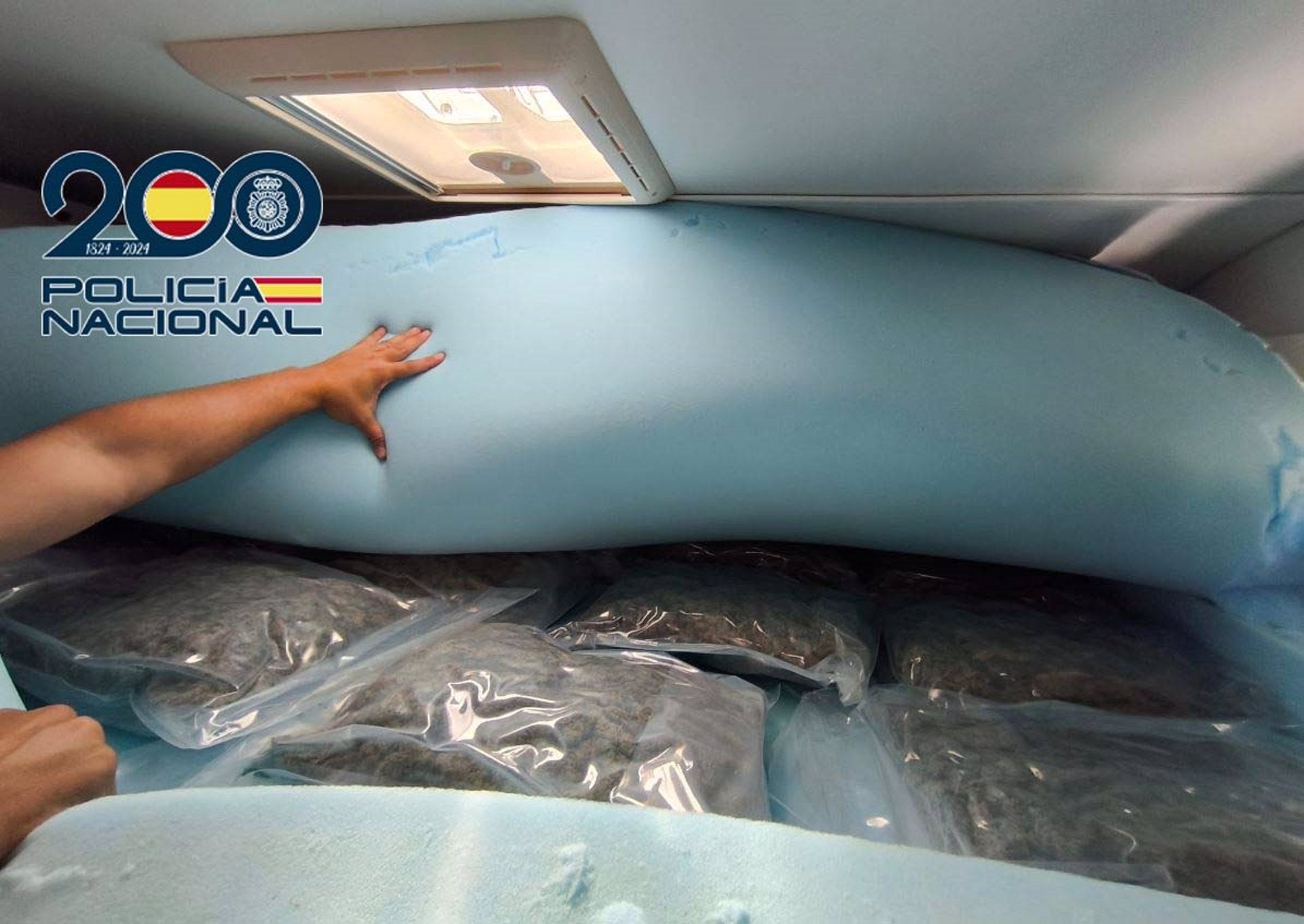Dos detenidos en Mérida cuando viajaban en una autocaravana con más de 50 kilos de marihuana Dos detenidos en Mérida cuando viajaban en una autocaravana con más de 50 kilos de marihuana