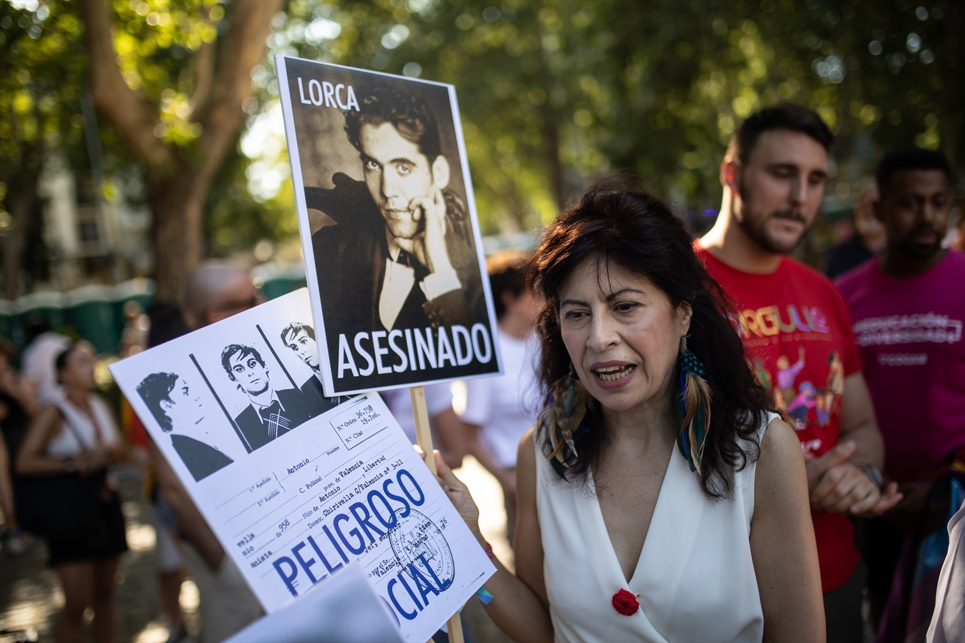 Redondo denuncia que en algunas comunidades se pretende "dar un paso atrás" en los derechos LGTBI Redondo denuncia que en algunas comunidades se pretende "dar un paso atrás" en los derechos LGTBI