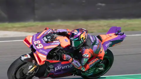 Jorge Martín gana el sprint y amplía su ventaja con Bagnaia en el Mundial Jorge Martín gana el sprint y amplía su ventaja con Bagnaia en el Mundial