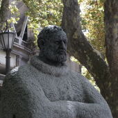 Imagen del monumento en homenaje a Hemingway a las afueras de la plaza de toros de Pamplona