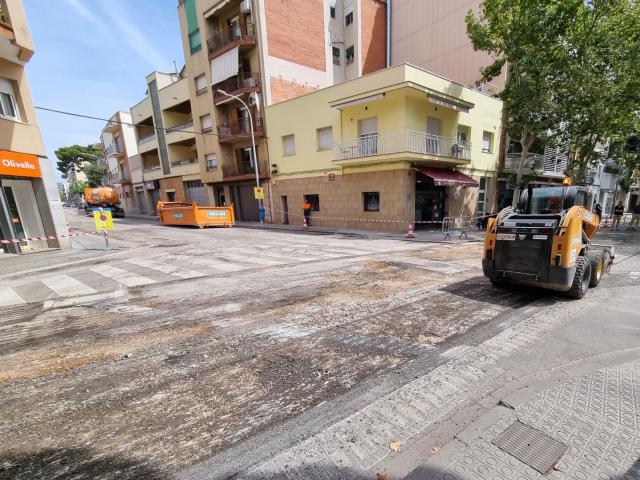 Arriba l'estiu: més població i menys serveis Arriba l'estiu: més població i menys serveis