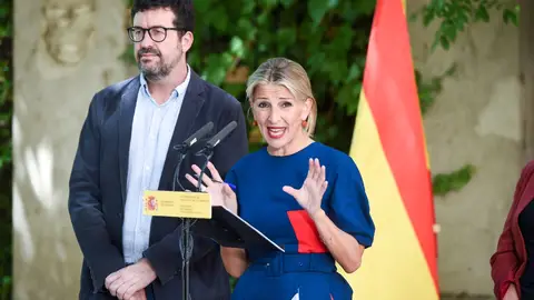 El gobierno propone flexibilizar la aplicación de la jornada laboral para conseguir el sí de la patronal El gobierno propone flexibilizar la aplicación de la jornada laboral para conseguir el sí de la patronal