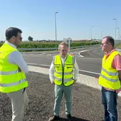Abierto al tráfico un tramo de la nueva carretera al Aeropuerto de Badajoz Abierto al tráfico un tramo de la nueva carretera al Aeropuerto de Badajoz