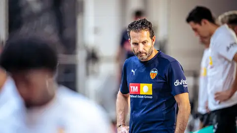 Arranca la pretemporada del Valencia CF en Paterna con gran presencia de los canteranos Arranca la pretemporada del Valencia CF en Paterna con gran presencia de los canteranos
