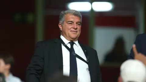 Laporta: "Podemos afrontar un fichaje como el de Nico Williams" Laporta: "Podemos afrontar un fichaje como el de Nico Williams"