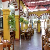 Taberna Sociedad de Plateros de María Auxiliadora Taberna Sociedad de Plateros de María Auxiliadora
