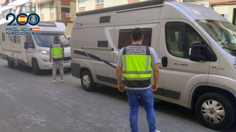 Desarticulan un grupo criminal en Benidorm y Cocentaina dedicado al tráfico ilícito de autocaravanas Desarticulan un grupo criminal en Benidorm y Cocentaina dedicado al tráfico ilícito de autocaravanas