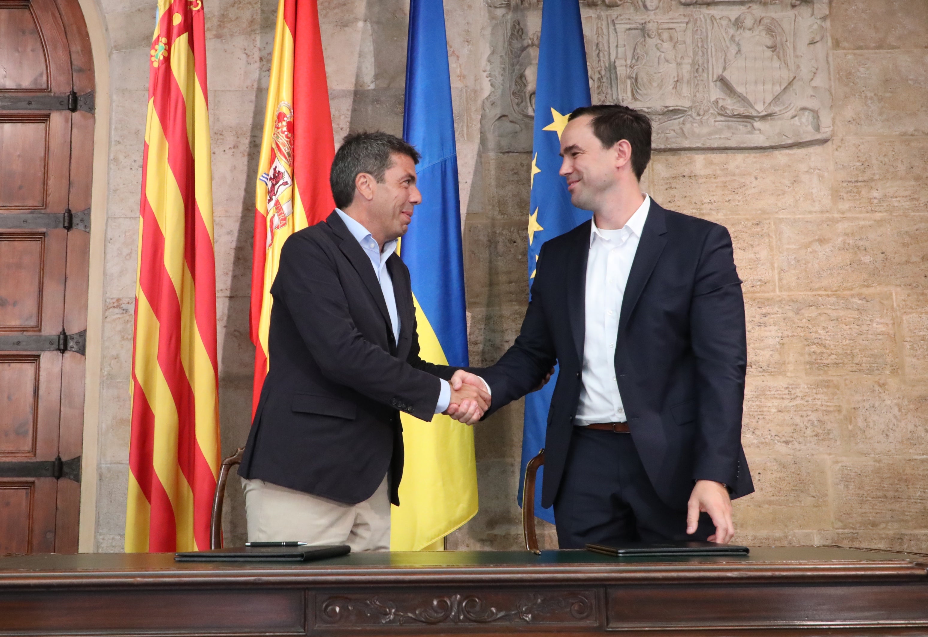 La Generalitat colabora con PowerCo-Volkswagen: "No hay avance si no hay formación" La Generalitat colabora con PowerCo-Volkswagen: "No hay avance si no hay formación"