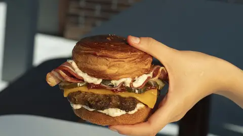 Así son las dos nuevas hamburguesas de Dabiz Muñoz en Burger King: este es su precio Así son las dos nuevas hamburguesas de Dabiz Muñoz en Burger King: este es su precio