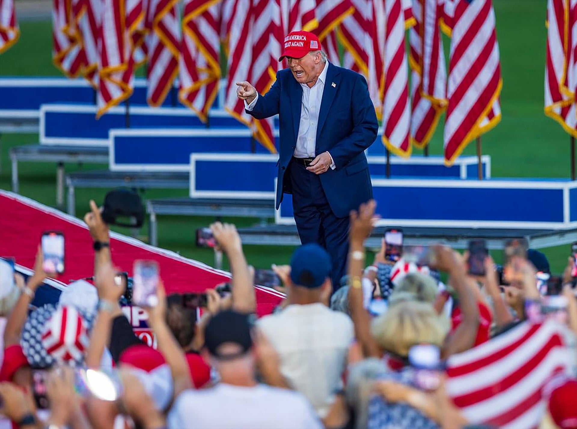 Trump reta al "dormilón" Biden a otro debate y a un partido de golf para que "demuestre" que puede ser presidente Trump reta al "dormilón" Biden a otro debate y a un partido de golf para que "demuestre" que puede ser presidente