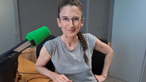 Maria Nicolau presenta &quot;Cremo&quot;, editat per Columna.