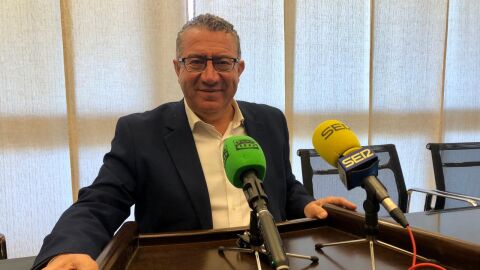 El alcalde de Benidorm, Toni Pérez, en rueda de prensa sobre el centro cultural El alcalde de Benidorm, Toni Pérez, en rueda de prensa sobre el centro cultural