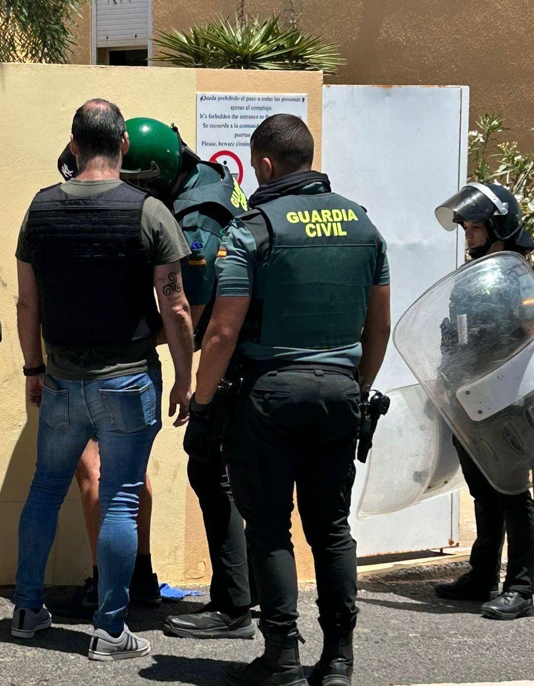 Detenido un maltratador en Fuerteventura tras atrincherarse 7 horas Detenido un maltratador en Fuerteventura tras atrincherarse 7 horas
