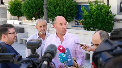 Vox Extremadura comparte la ruptura de los pactos autonómicos y el PP dice que la migración no está en el pacto de gobierno extremeño Vox Extremadura comparte la ruptura de los pactos autonómicos y el PP dice que la migración no está en el pacto de gobierno extremeño