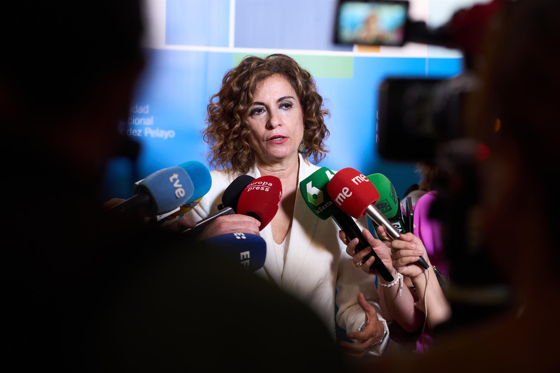 El Ministerio de Hacienda no entiende las dudas de Cantabria sobre financiación autonómica El Ministerio de Hacienda no entiende las dudas de Cantabria sobre financiación autonómica