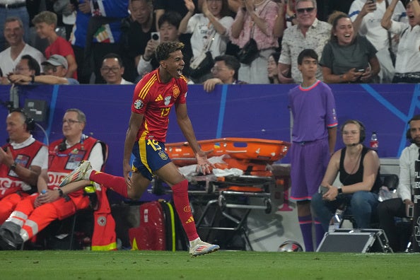 Lamine, deslumbrante Lamine, deslumbrante