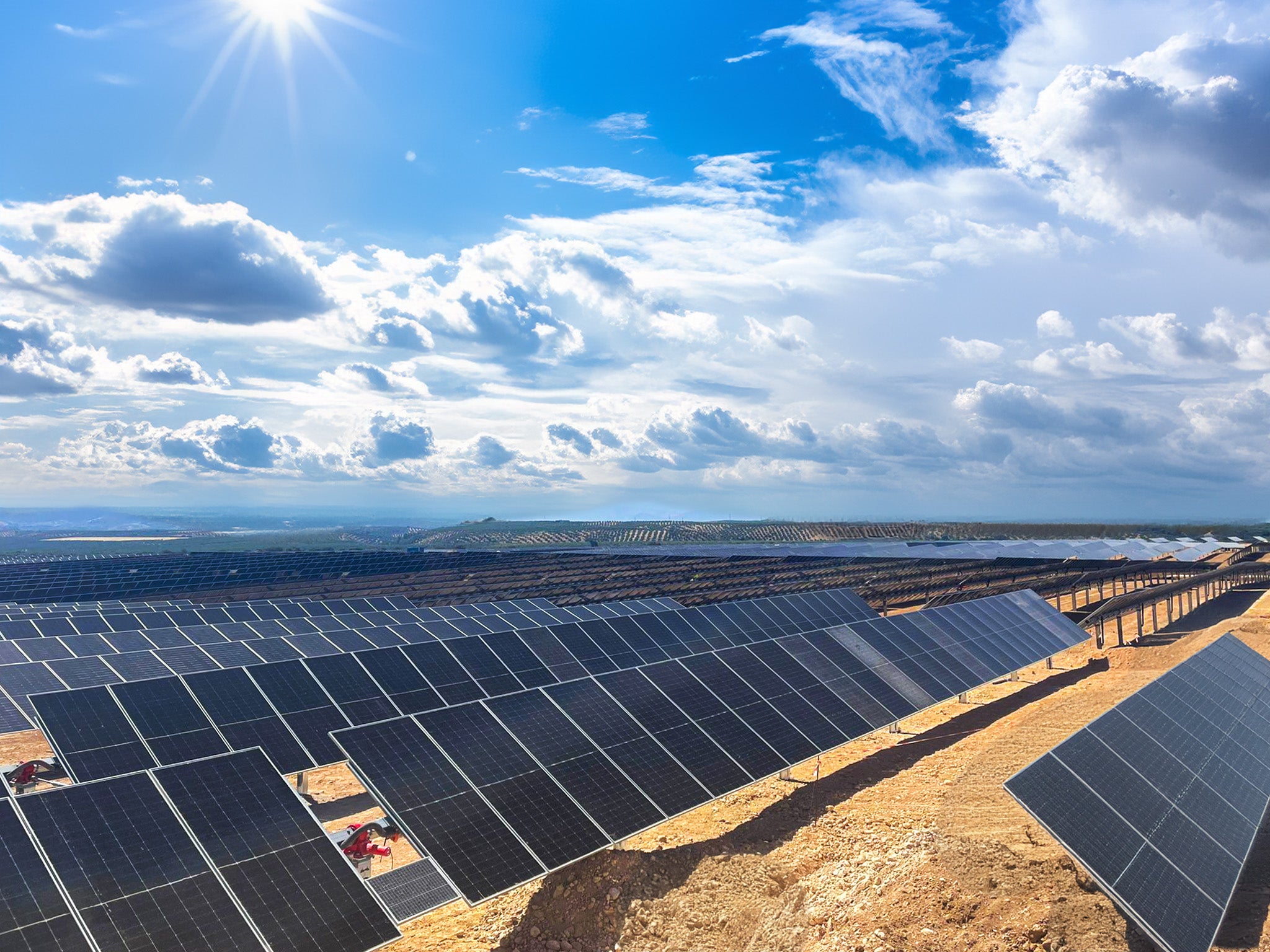 Eiffage Energía, con sede en Albacete, se extiende a Murcia y Granada Eiffage Energía, con sede en Albacete, se extiende a Murcia y Granada