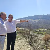Agricultura estudia medidas para recuperar parcelas dañadas por el fuego en Tárbena y ampliar los tipos de cultivos Agricultura estudia medidas para recuperar parcelas dañadas por el fuego en Tárbena y ampliar los tipos de cultivos