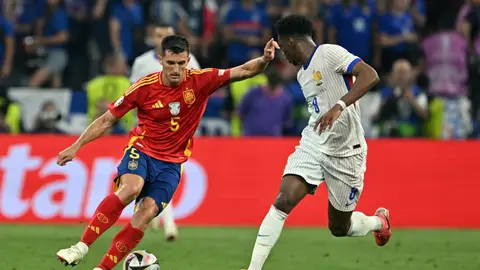Vivian: "No se puede estar más comprometido que Morata" Vivian: "No se puede estar más comprometido que Morata"