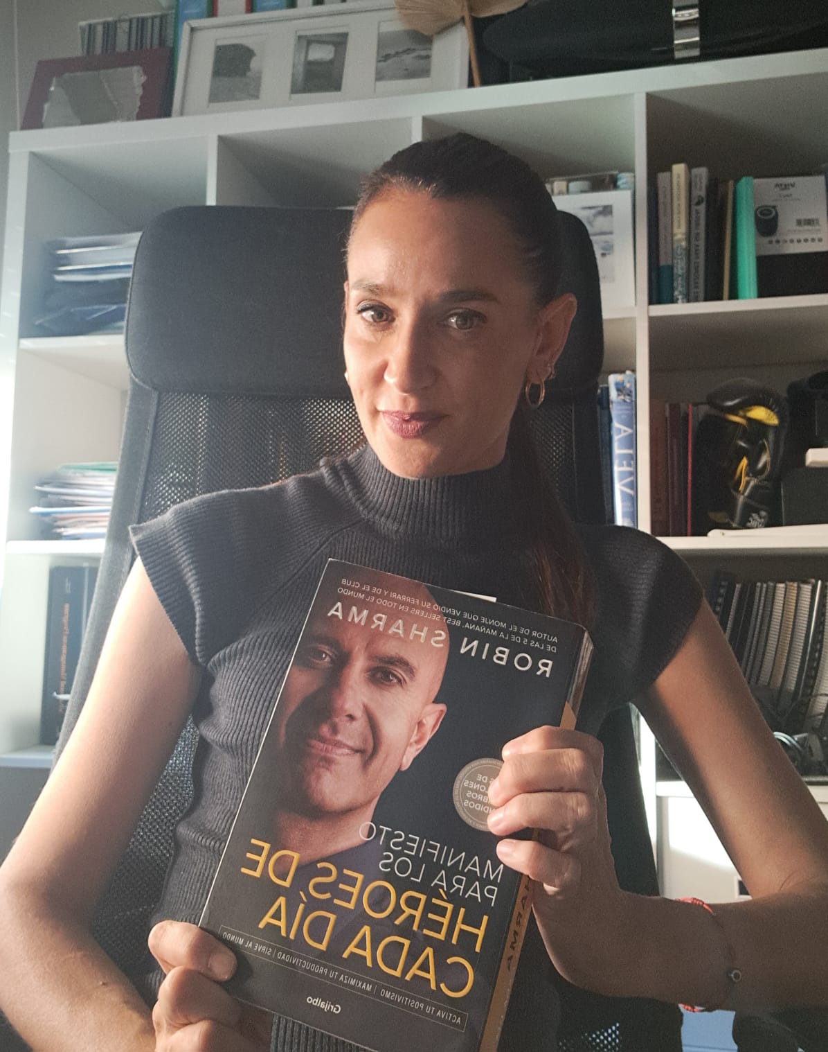 Elisa Pérez de Siles recomienda hoy "Héroes de cada día" Elisa Pérez de Siles recomienda hoy "Héroes de cada día"