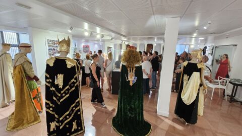 Inauguraci&oacute;n de la exposici&oacute;n del 50 Aniversario de la Comparsa Caballeros del Rey Fernando