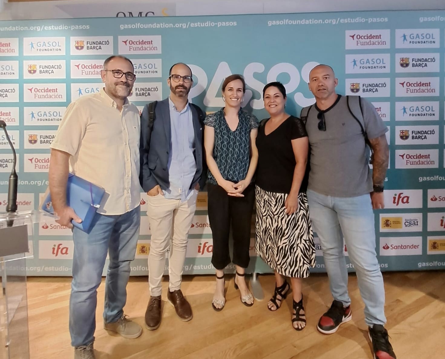 El CB El Puerto presenta su proyecto de vida saludable a la ministra de Sanidad El CB El Puerto presenta su proyecto de vida saludable a la ministra de Sanidad