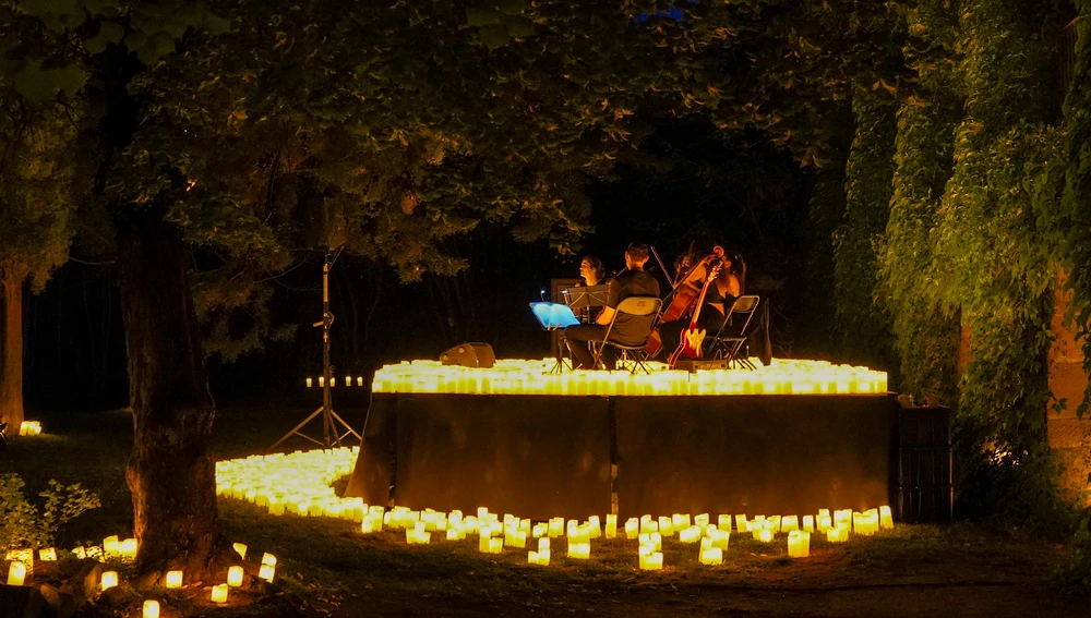 Candlelight en Món Sant Benet Candlelight en Món Sant Benet