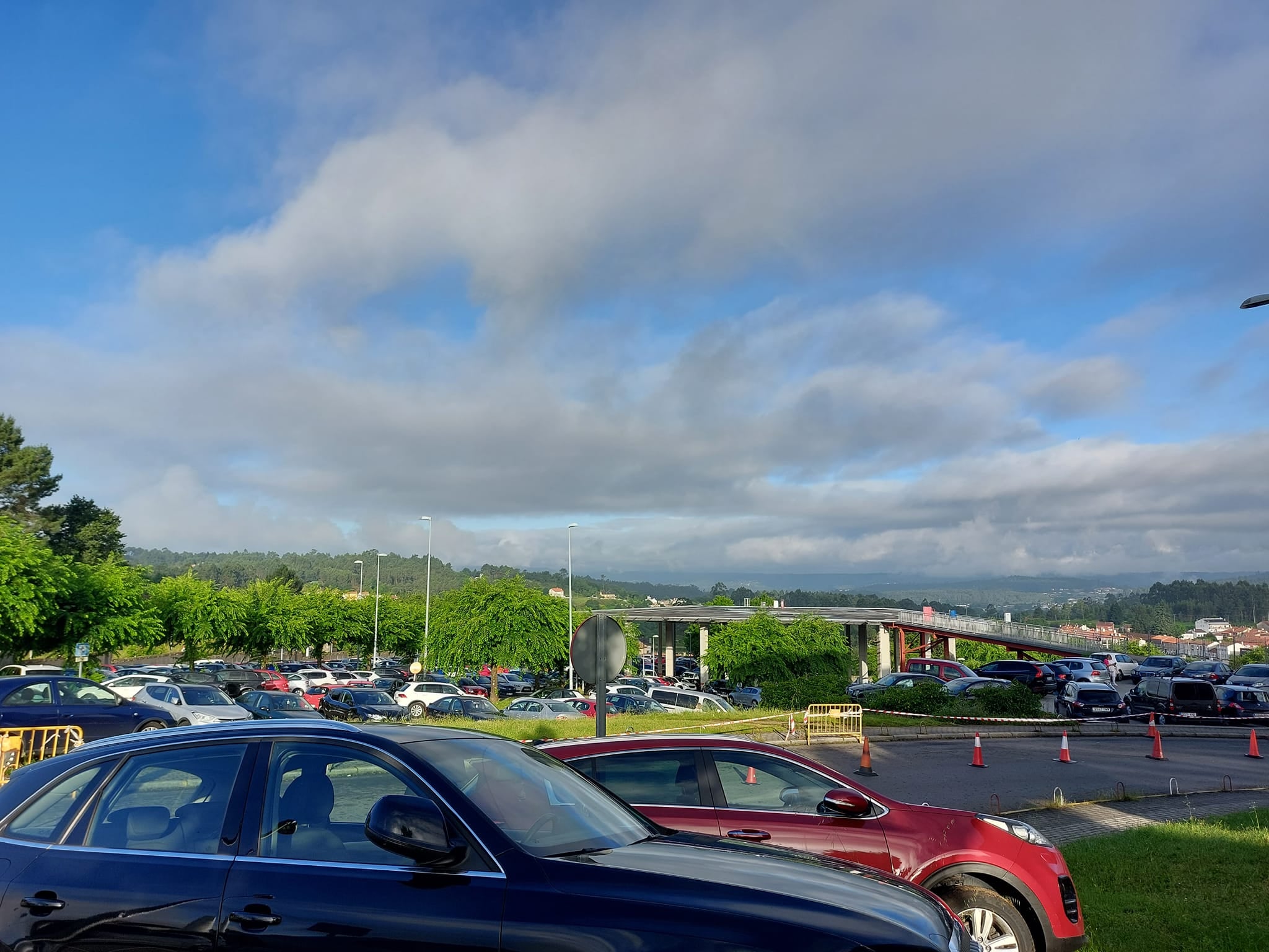 Concello de Santiago y Xunta llegan a un acuerdo para construír el parking y los accesos del CHUS Concello de Santiago y Xunta llegan a un acuerdo para construír el parking y los accesos del CHUS