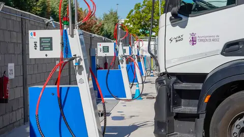 Torrejón de Ardoz cuenta ya con una gasinera para los vehículos de gas natural comprimido encargados de la limpieza diaria del municipio Estación de Recarga GCN de Torrejón de Ardoz