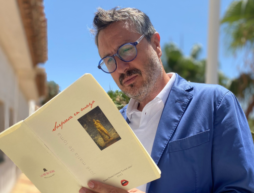 Javier García León recomienda hoy "Sorpresa en mayo", el nuevo relato del periodista Jose María de Loma Javier García León recomienda hoy "Sorpresa en mayo", el nuevo relato del periodista Jose María de Loma