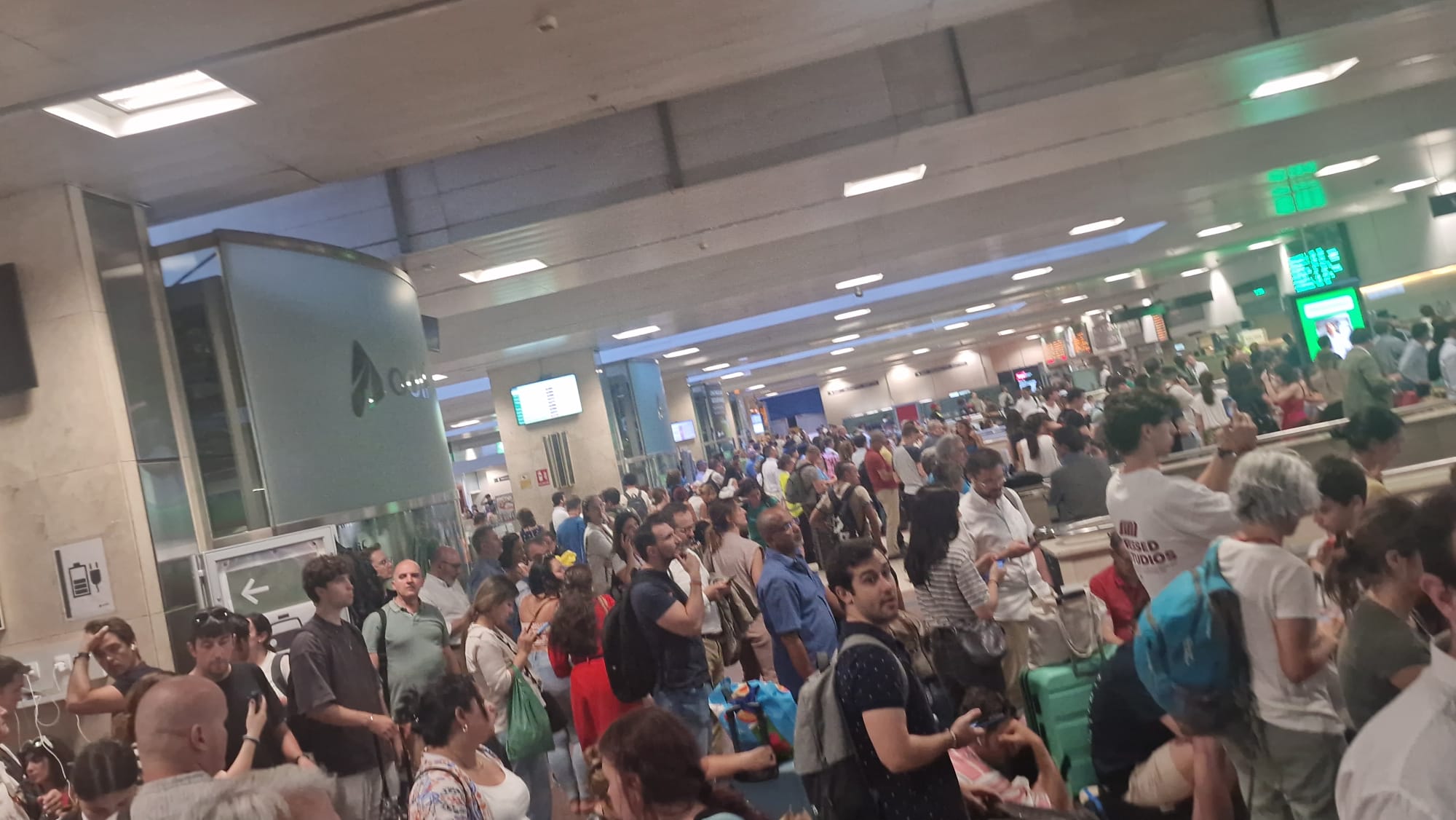 Las obras de la estación de Chamartín siguen complicando los trayectos diarios para los segovianos Las obras de la estación de Chamartín siguen complicando los trayectos diarios para los segovianos